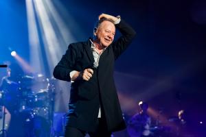 simple-minds-foto-concerto-bologna-25-aprile-2017-16