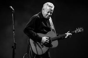 tommy-emmanuel-jerry-douglas-foto-concerto-bologna-08-11-2018-7