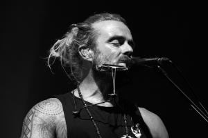 xavier-rudd-foto-concerto-bologna-09-10-2018-27